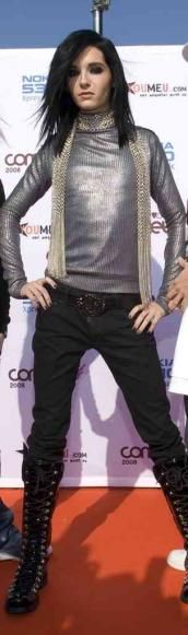 Comet 2008 - chiar ce privire pe tom bellu rade cu gura paana - TOKIO HOTEL