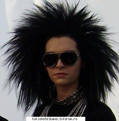 Fun with Bill - T: Bill aratzi ridicol... B: nui adv arat k un - Bill Kaulitz