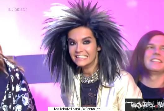 b: zis, fanilor, nu va enervatzi, va fi, fa fo, i smeel bill! he is fresh!
b: am fi, fa gonna eat