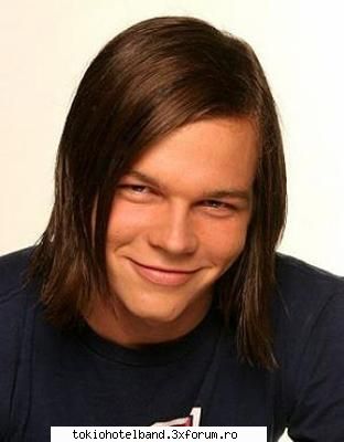 Georg Listing - Georgeeeeee he is so freakin...potato :))=)) nah - Arhiva