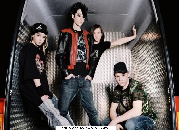 Poze ku Tokio Hotel - Ina - TOKIO HOTEL