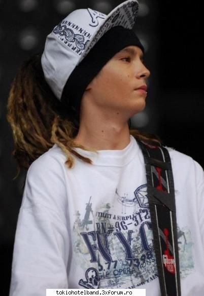 Poze ku Tom! - Aici punetzi poze ku Tom... :D - Tom Kaulitz