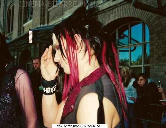 Poze ku trupa - Yu: Ahh :x iar mio dat aia droguri :x ahhhhh my - Cinema Bizarre