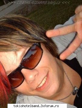 kiro : pace mean .. da' peace off  :x poze ku trupa