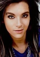 poze ku bill - miemi place cand are paru normal ca in poza de - Bill Kaulitz
