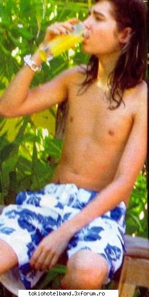 poze ku bill - *^PanselutzaPurpurie^* - Bill Kaulitz